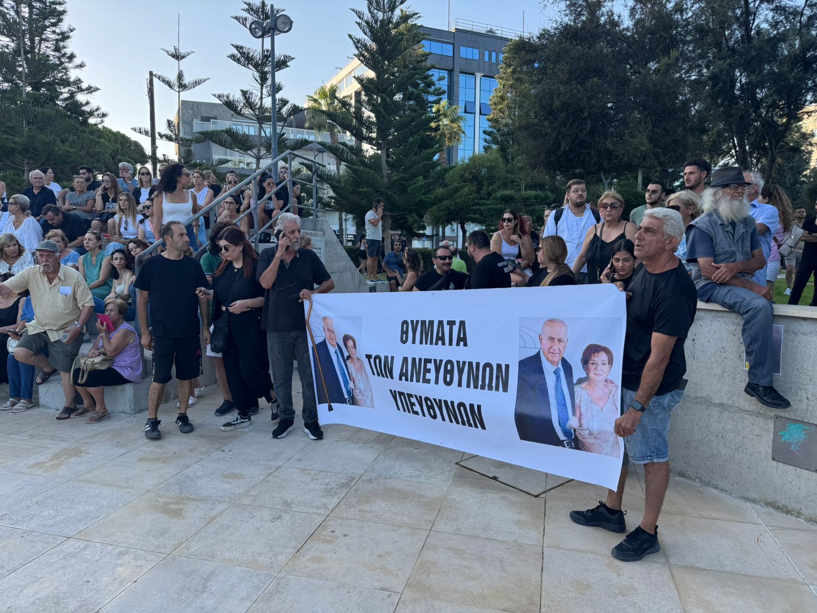 Η Πολιτεία που θυμάται τον νόμο, μόνο όταν βολεύει
