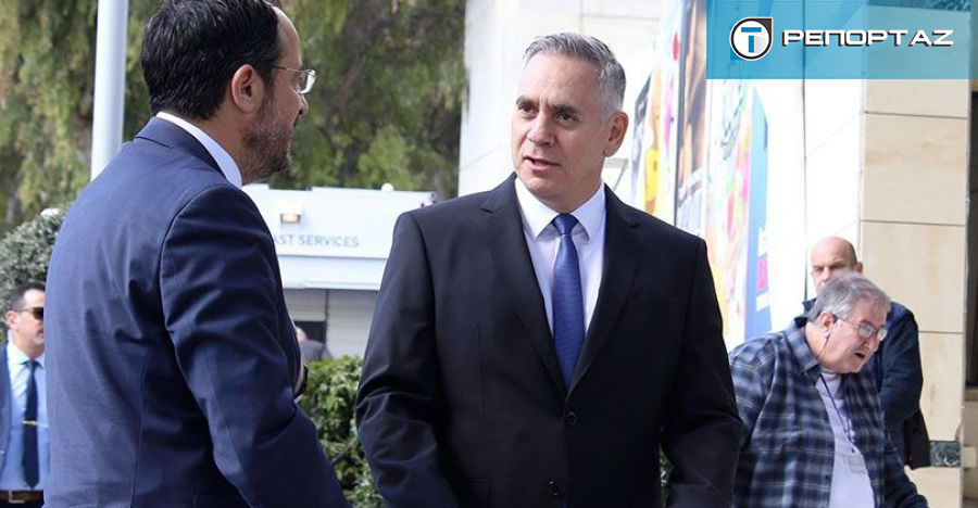 Αναμένουν τηλεφώνημα στο ΔΗΚΟ για τον ανασχηματισμό - Στο περίμενε οι φερόμενοι ως υποψήφιοι υπουργοί