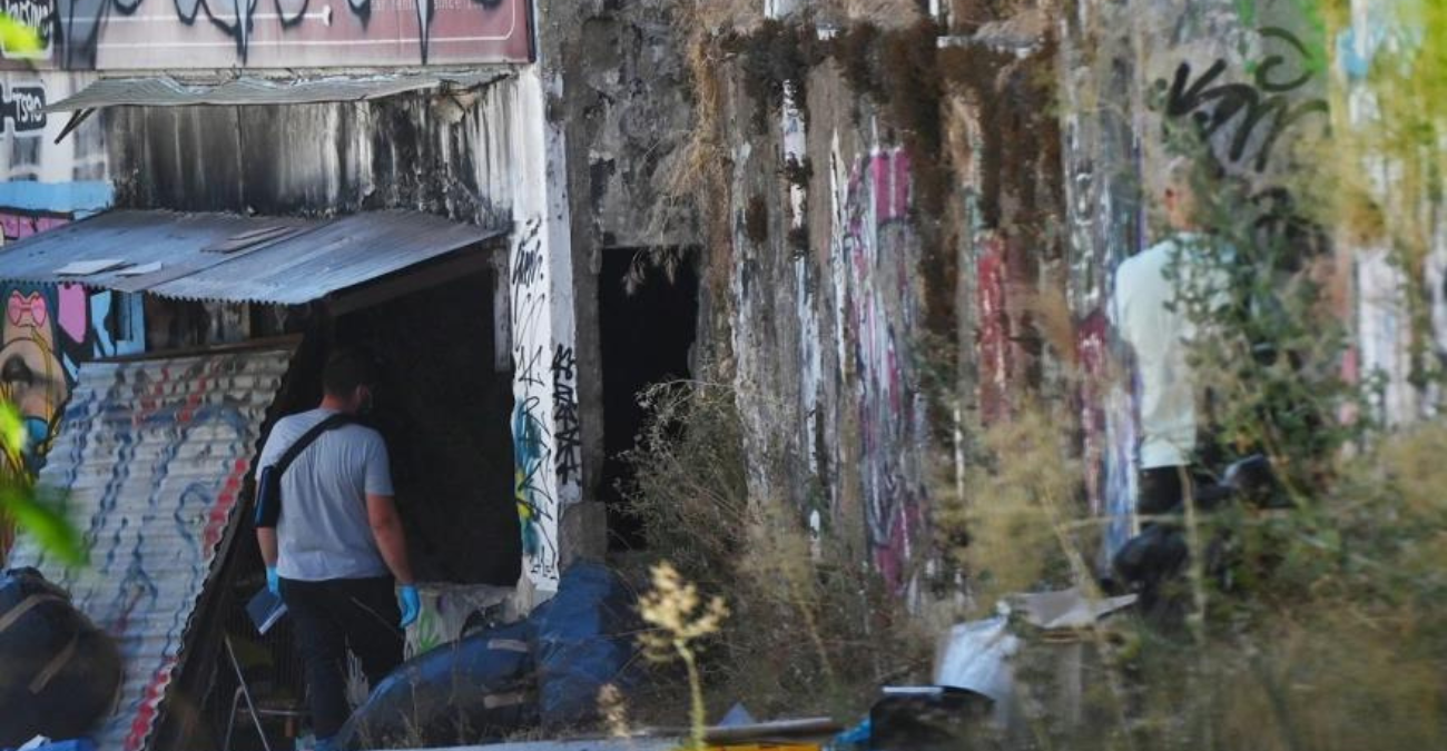 Σε γυναίκα ανήκει η σορός που βρέθηκε σε βαλίτσα στην Κυψέλη - Είναι σε προχωρημένη σήψη, φορούσε σορτσάκι