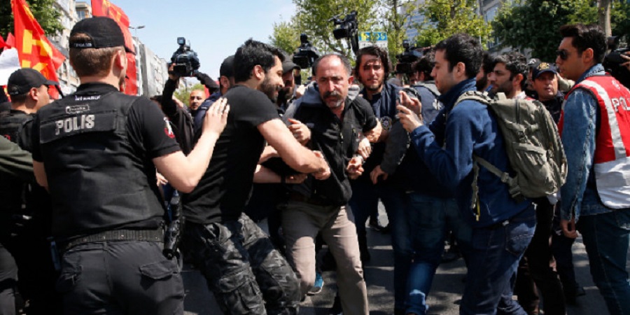 Συλλήψεις και επεισόδια στην Κωνσταντινούπολη λόγω εορτασμών Πρωτομαγιάς