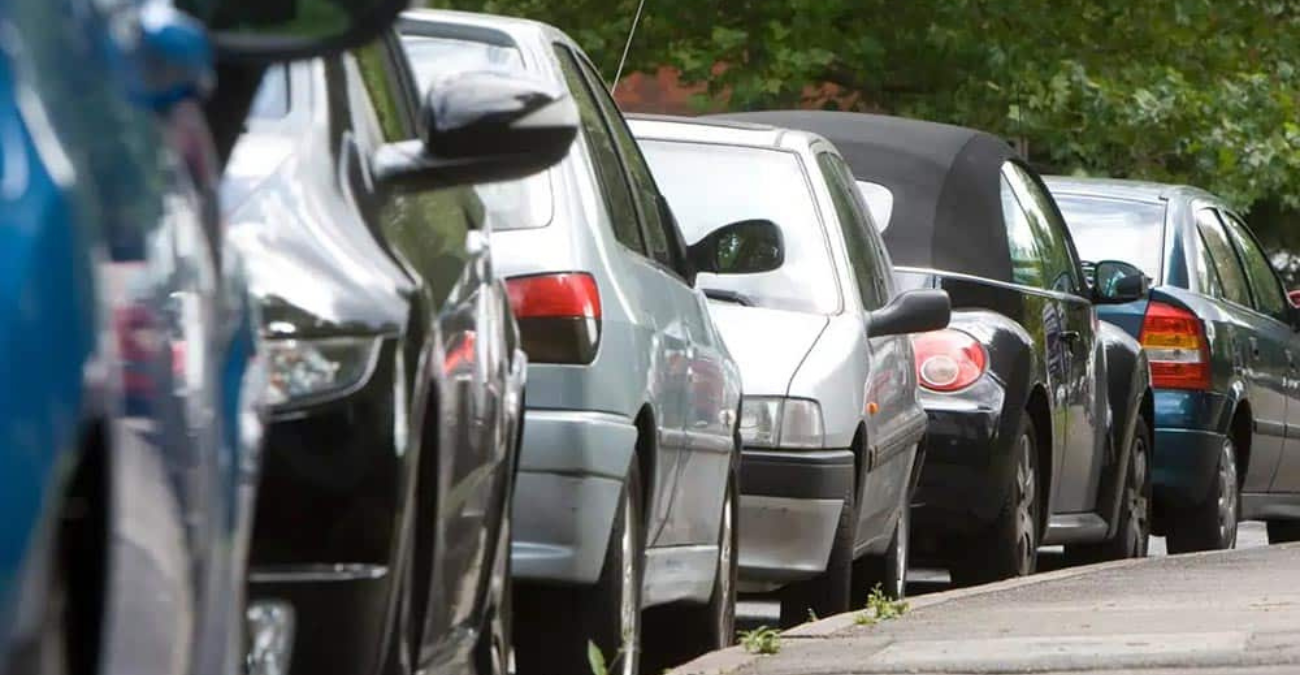 Προσοχή οδηγοί: Το νέο πρόστιμο €85 σας περιμένει αν σταθμεύσετε λάθος - Λεπτομέρειες