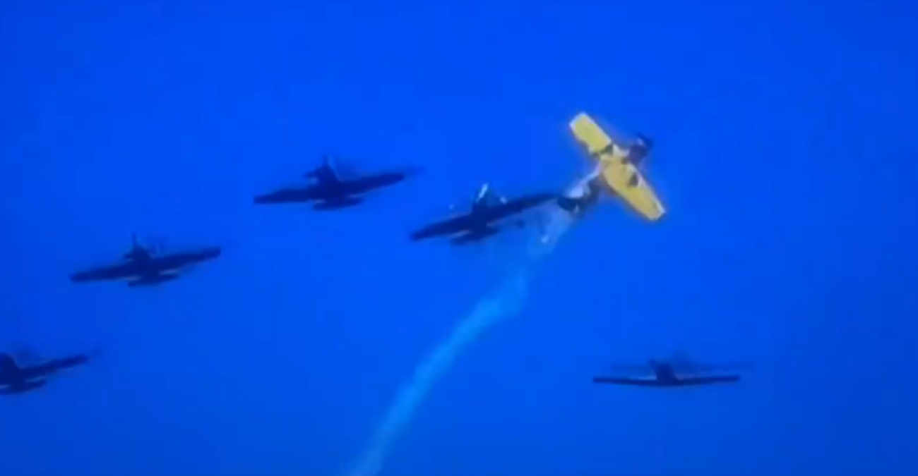 Πορτογαλία: Δύο μικρά αεροσκάφη συγκρούστηκαν στη διάρκεια αεροπορικής επίδειξης - Δείτε βίντεο