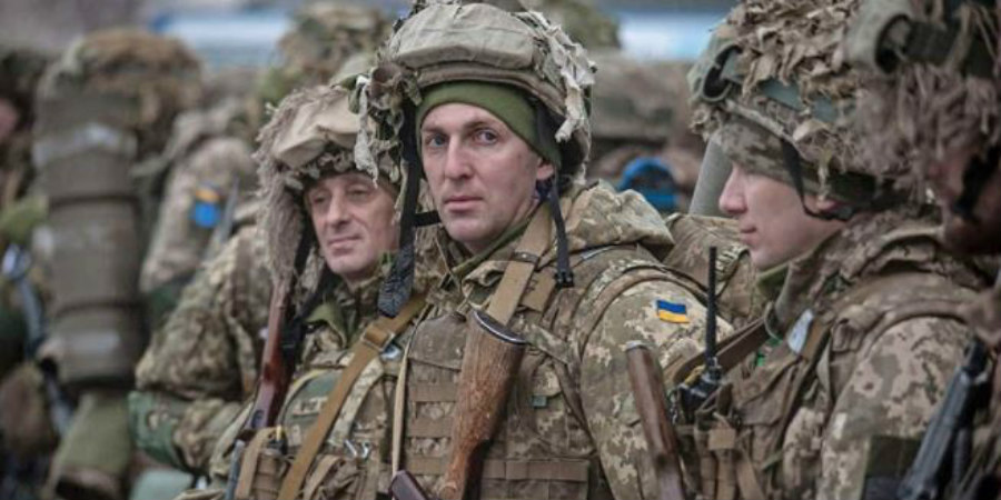Ουκρανός στρατιώτης νεκρός από τις βόμβες των αυτονομιστών - Κορυφώνεται η ένταση στα σύνορα