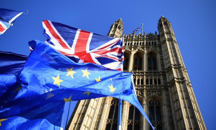 Πρόεδρος Κομισιόν και Βρετανός Πρωθυπουργός μιλούν για 'σημαντικές αποκλίσεις' στις εμπορικές συνομιλίες ΕΕ-Λονδίνου