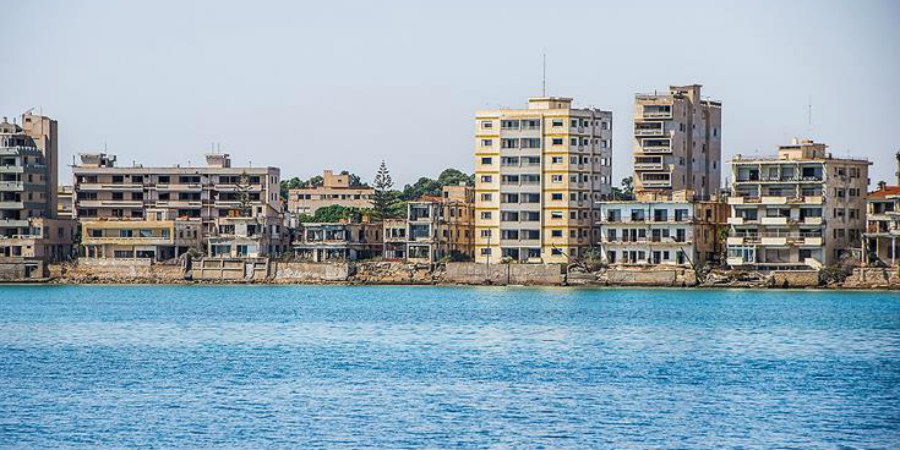 Κατέρρευσε υπό ανέγερση οικοδομή στην κατεχόμενη Αμμόχωστο - Απεγκλωβίστηκαν τρεις εργάτες