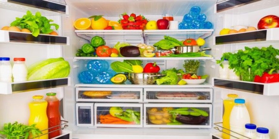 Αυτά είναι τα είδη τροφίμων που κρατάμε στο ψυγείο περισσότερο από όσο αντέχουν