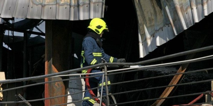 ΛΕΜΕΣΟΣ: Πυρκαγιά σε επιχείρηση - Εκτεταμένες ζημιές 