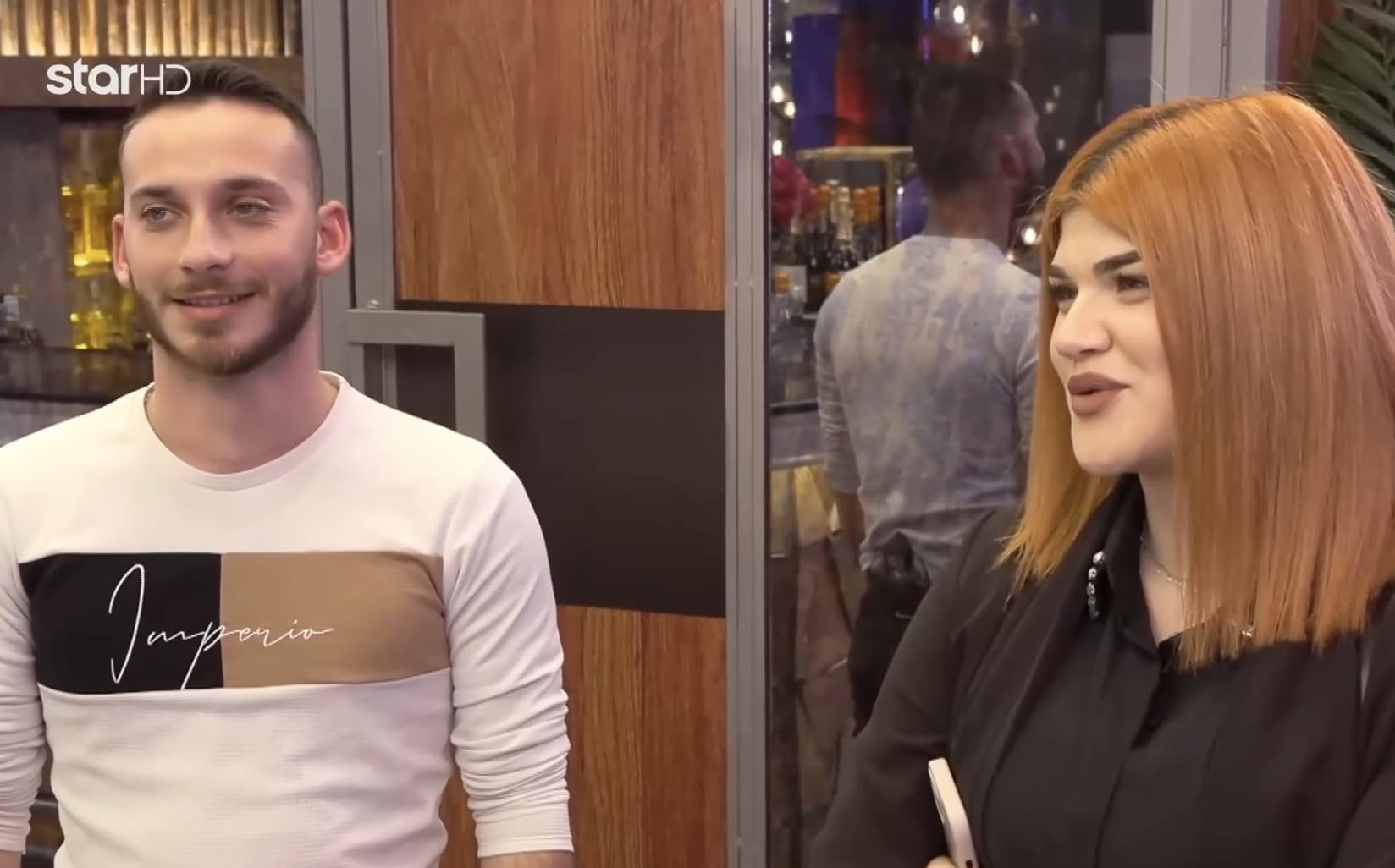 VIDEO: Το λες και... ατυχία: Πήγε στο First Dates και συνάντησε τον γείτονά της