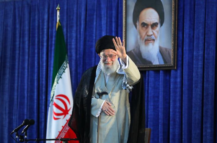 Η Τεχεράνη δεν θα ξεγελαστεί από τα 'πολιτικά κόλπα' των ΗΠΑ, δηλώνει ο Χαμενεϊ 