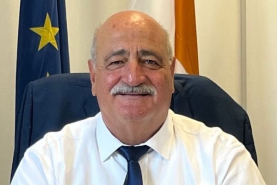 ΕΔΕΚ: Υπέβαλε την υποψηφιότητά του ο Νίκος Αναστασίου - Τα σημαντικά πρόσωπα που τον στηρίζουν
