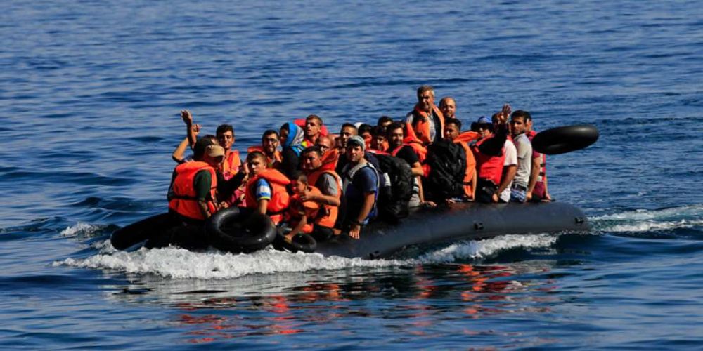 ΚΑΤΕΧΟΜΕΝΑ: Μετανάστες έφθασαν με πλοίο στην Γιαλλούσα και συνελήφθησαν