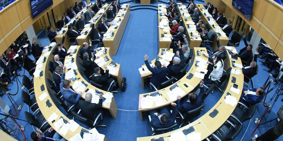 Αρχηγοί Κοινοβουλευτικών Κομμάτων: Δημιουργία ad hoc επιτροπής για εξέταση της 'λίστας Γιωρκάτζη'