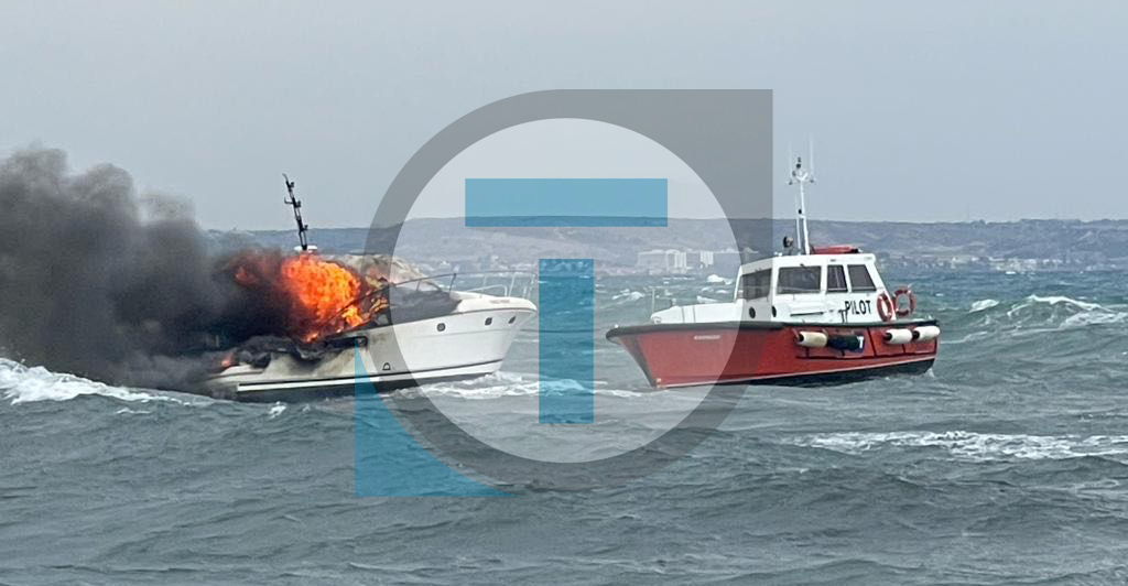 Πλήρως ελεγχόμενες οι πυρκαγιές σε σκάφη στην «Μαρίνα» Λάρνακας - Δυνάμεις πυρόσβεσης παραμένουν σε επιφυλακή 