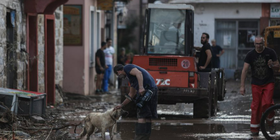 ΕΛΛΑΔΑ – ΕΥΒΟΙΑ: Δυστυχώς έξι τα θύματα από τις πλημύρες – Εντοπίστηκε 38χρονη γυναίκα 