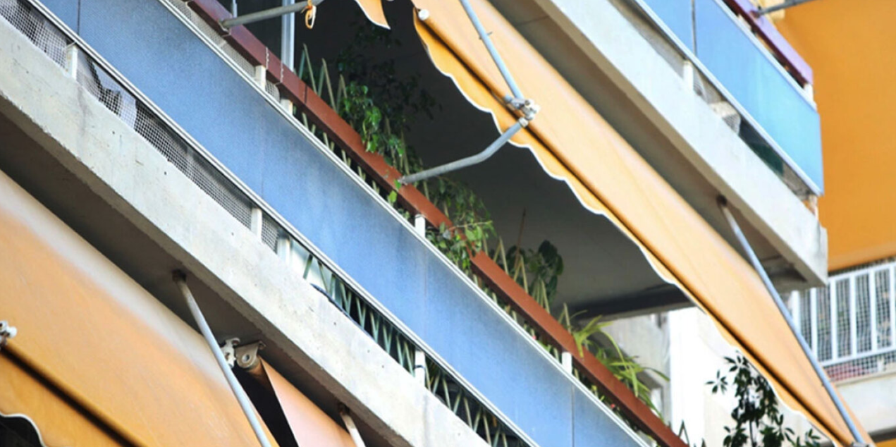 Ελεύθερη η θεία του κοριτσιού που έχασε τη ζωή του στην Καλλιθέα - Δόθηκε εντολή για έρευνα