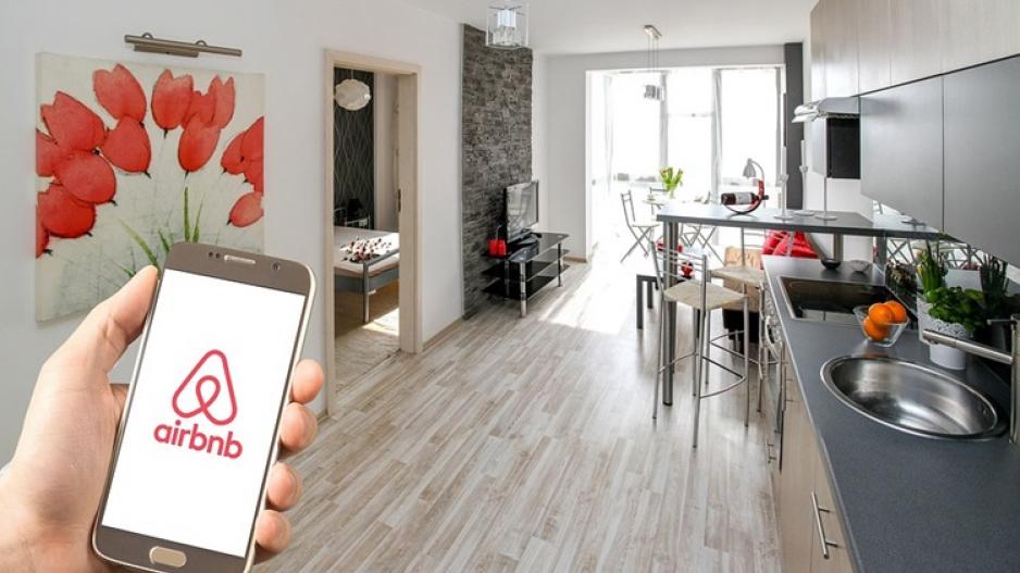 Δέκα ευρωπαϊκές πόλεις ζητούν από την ΕΕ παρέμβαση κατά της Airbnb   
