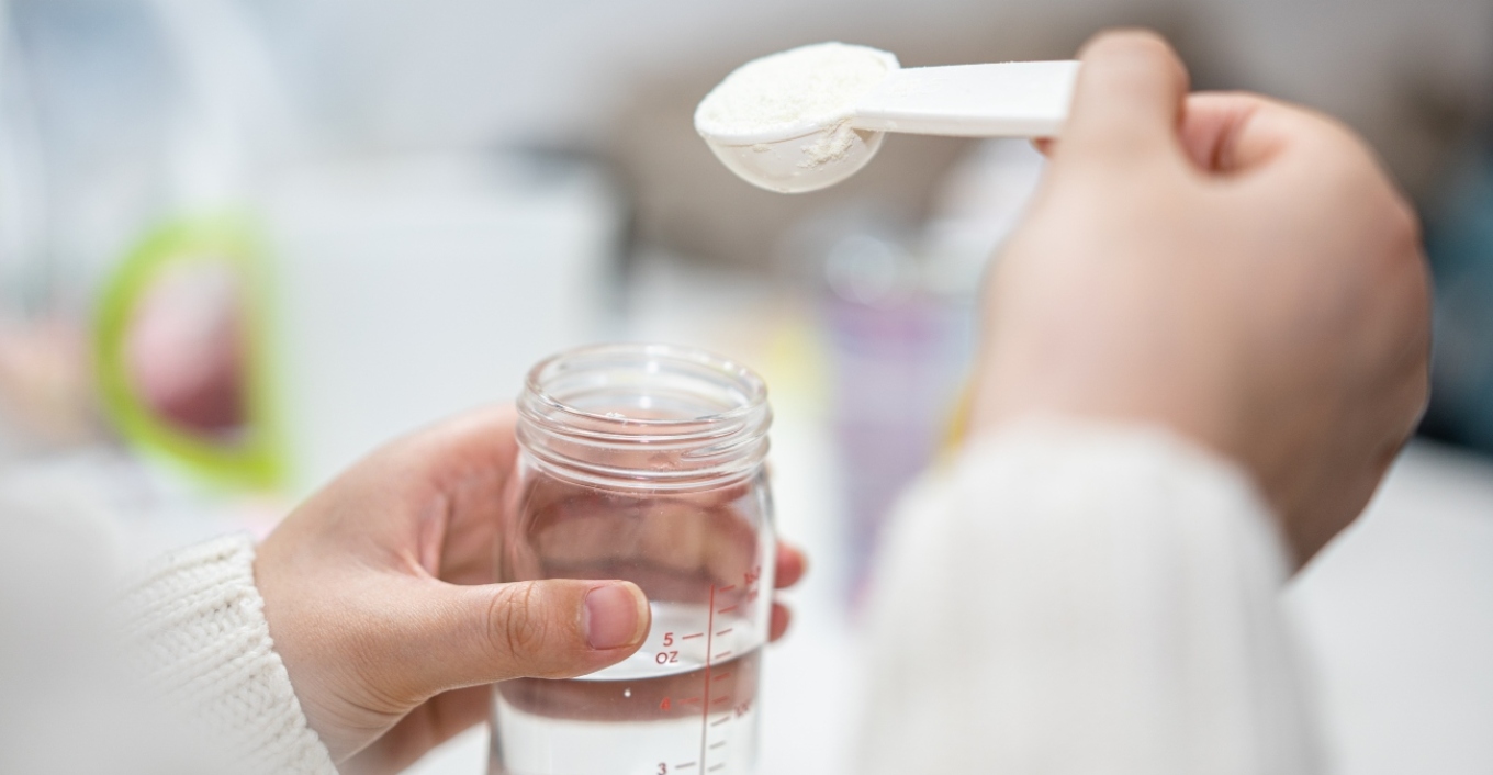 Γαλλία: Στο μικροσκόπιο οι θάνατοι 2 βρεφών - Εξετάζεται η σύνδεσή τους με προϊόντα βρεφικού γάλακτος που είχαν ανακληθεί