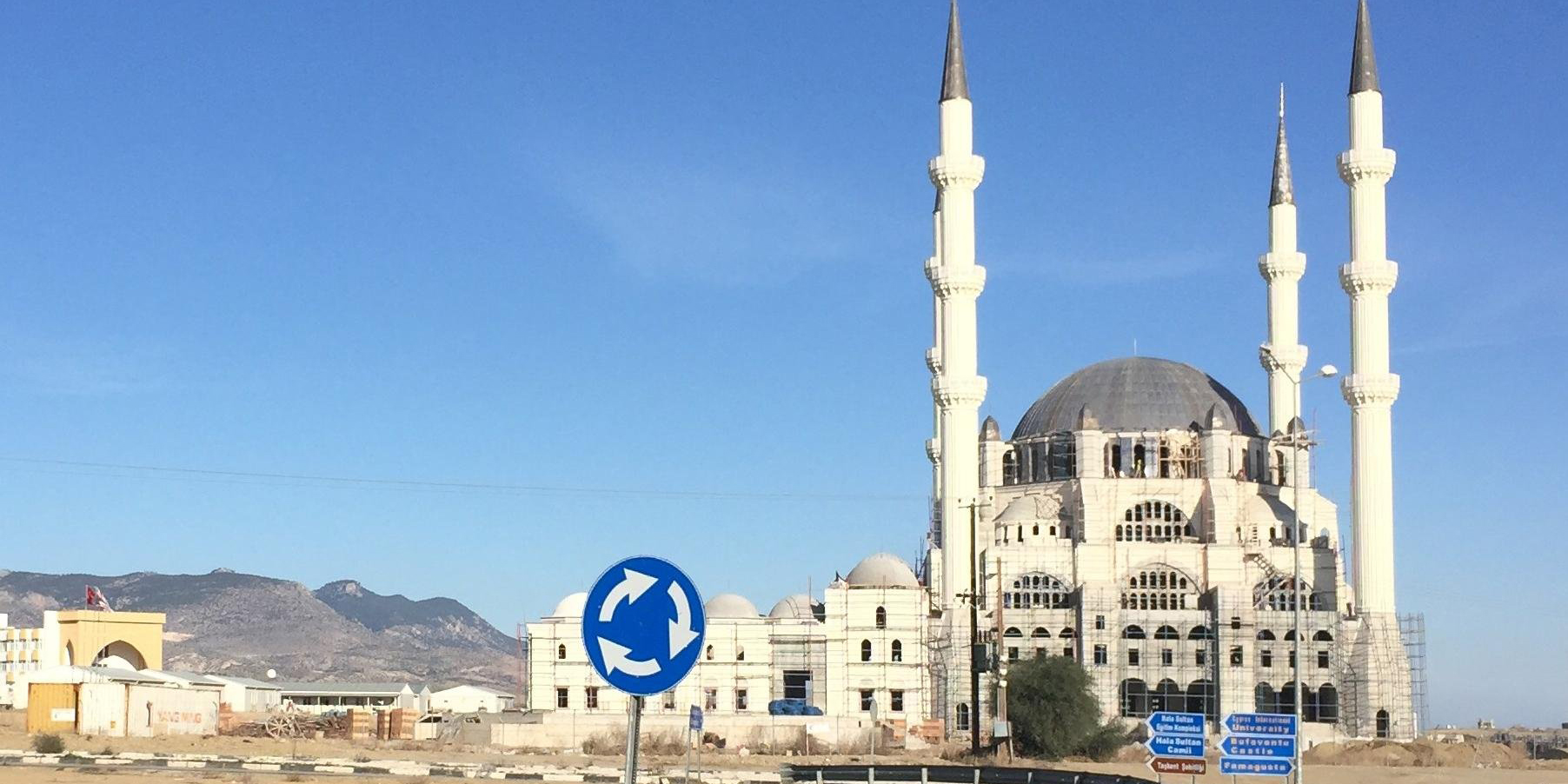 Τζαμί θα περιλαμβάνει το συγκρότημα κτιρίων του νέου «προεδρικού»