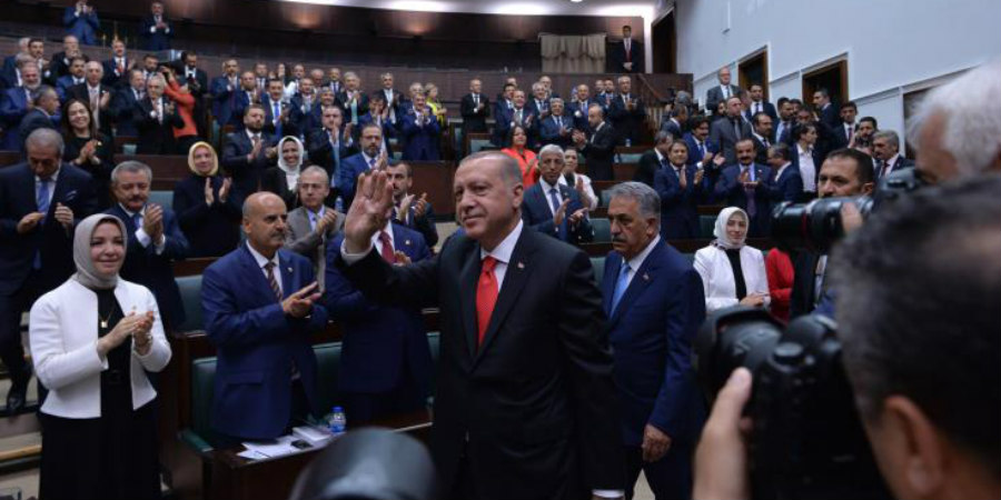 Ορκίστηκε ο Ερντογάν ως πρώτος Πρόεδρος - Αντιδράσεις από αντιπολίτευση
