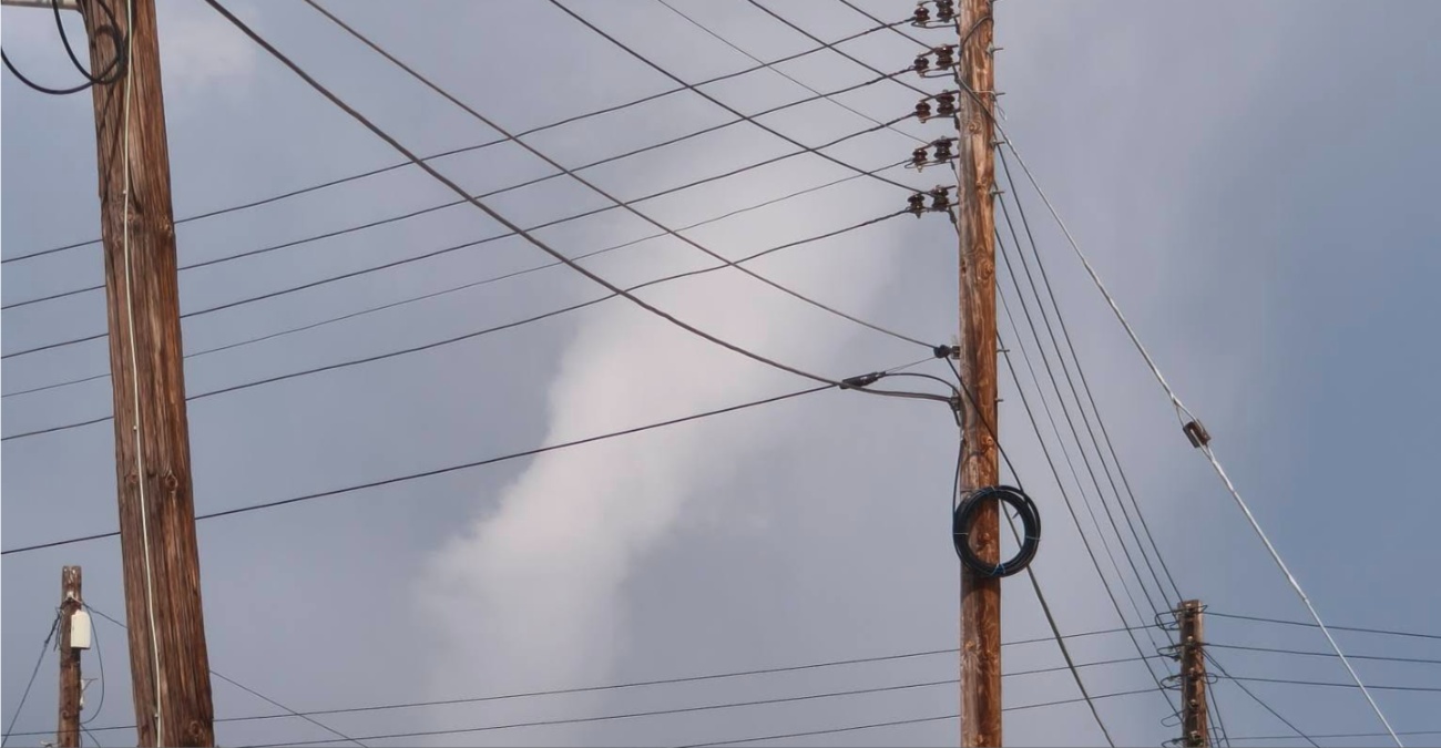 ΒΙΝΤΕΟ: Σκηνές αποκάλυψης στην Λευκωσία - Ανεμοστρόβιλος σκόρπισε τον πανικό στους πολίτες