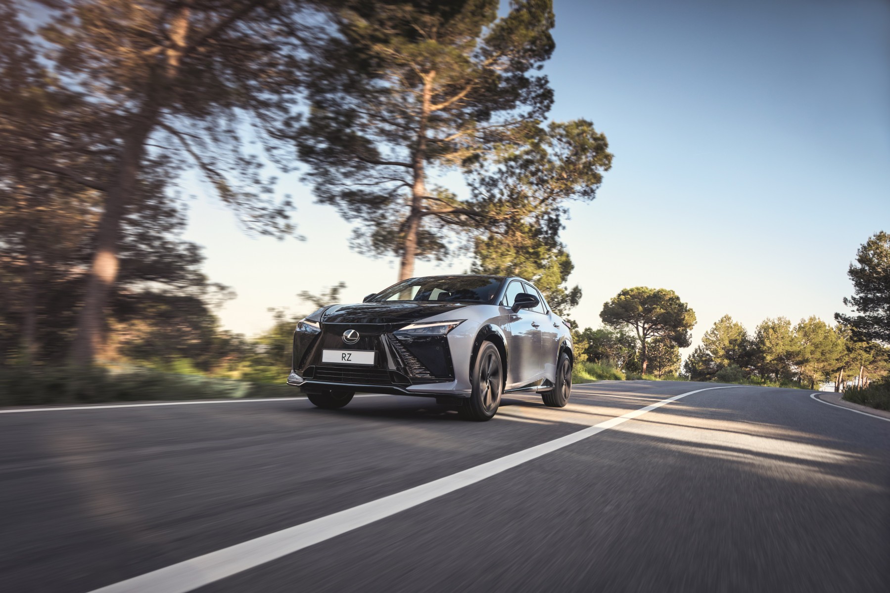 Η Lexus φέρνει το χειροκίνητο κιβώτιο στην εποχή της ηλεκτροκίνησης