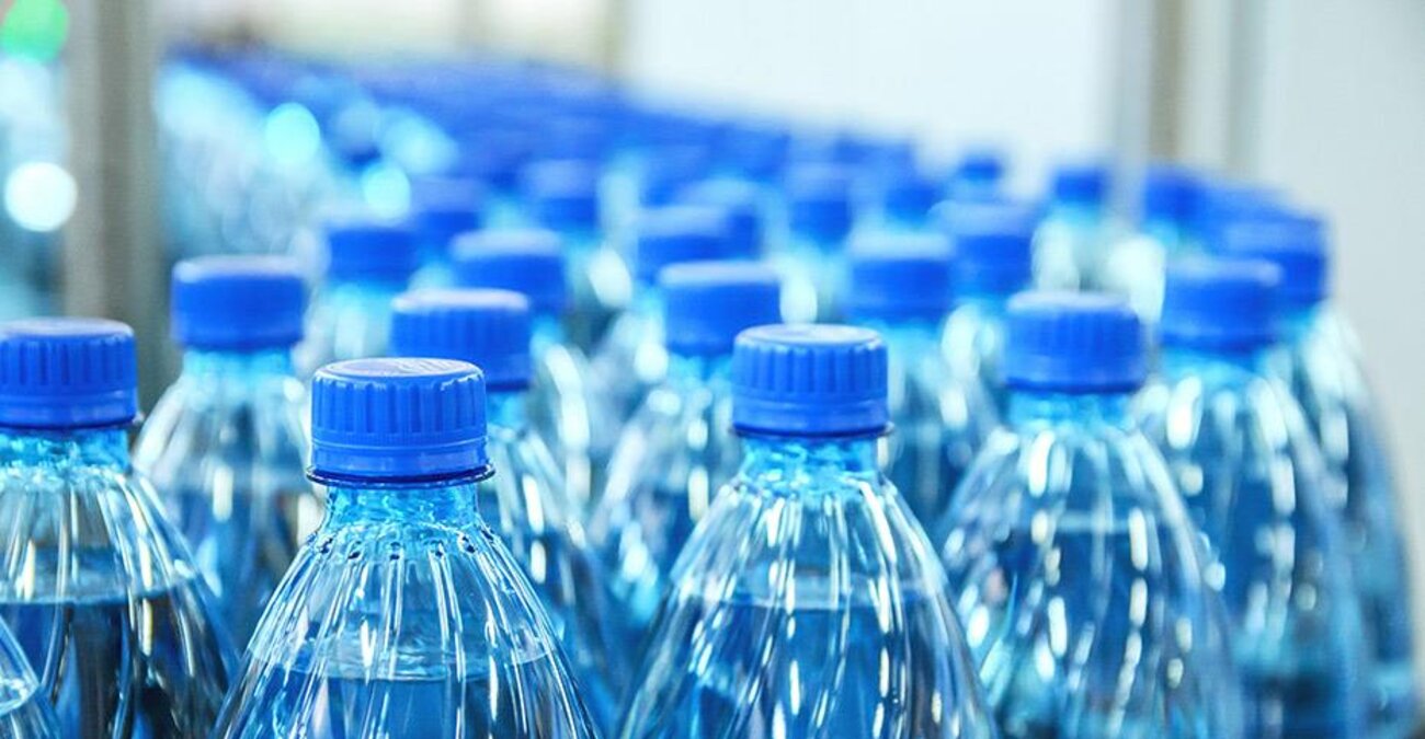 Υπουργικό: Ενέκρινε το νομοσχέδιο για πλαφόν στην τιμή του νερού - Σε ποιους χώρους θα ισχύει