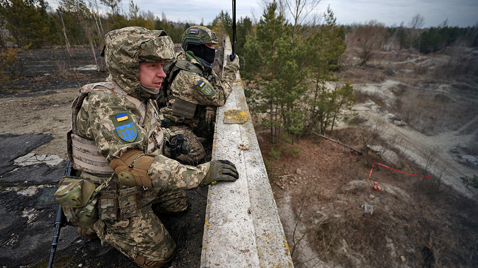 Με κοινή διακήρυξη 40 χώρες ζητούν από τη Ρωσία να σταματήσει αμέσως τις στρατιωτικές επιχειρήσεις στην Ουκρανία