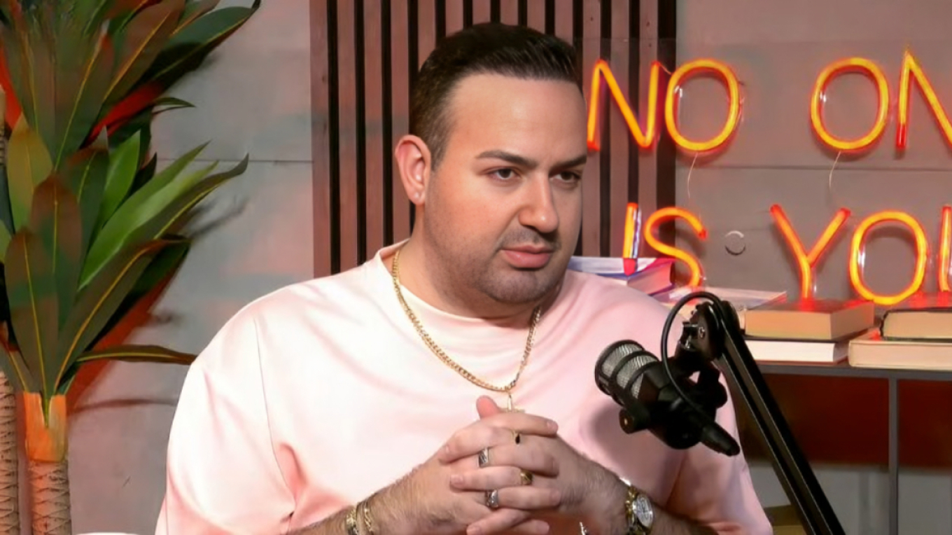 Μαυρίκιος Μαυρικίου: Απαντάει στις φήμες για τη σεξουαλική του ταυτότητα: «Δεν είμαι αυτό που νομίζετε»