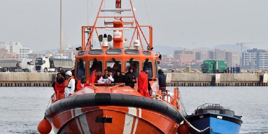 Συνεχίζει να ξεβράζει πτώματα μεταναστών η ακτή της Ανδαλουσίας