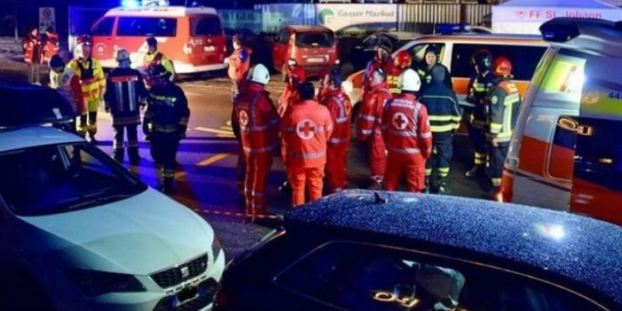 Τραγωδία στην Ιταλία - Αυτοκίνητο έπεσε πάνω σε τουρίστες