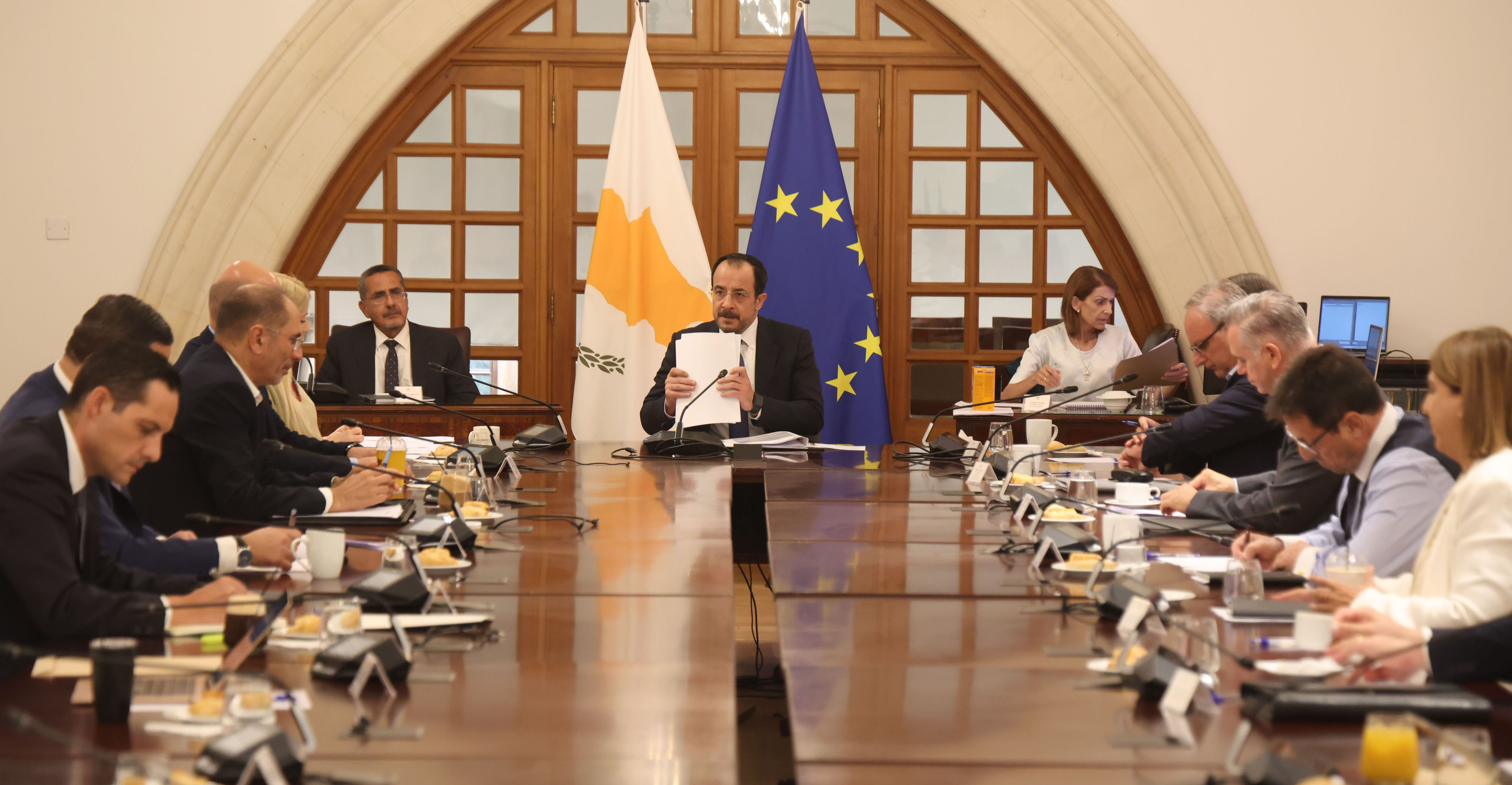 Κοινό ανακοινωθέν μετά τη συνεδρία του Εθνικού Συμβουλίου - Στήριξη σε ΠτΔ για το Κυπριακό 