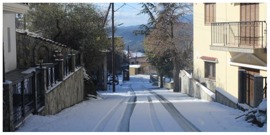 Νεότερα για το οδ.δίκτυο: 18 δρόμοι προσβάσιμοι μόνο με αντιολισθητικές λόγω χιονόπτωσης και παγετού 