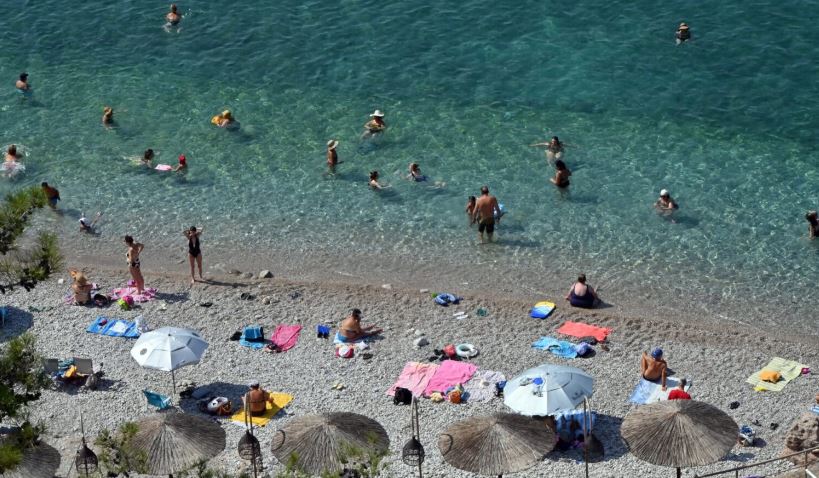 Καλοκαίρι: Κολύμπι μετά το φαγητό – Πόσο πρέπει να περιμένουμε για τον κίνδυνο πνιγμού