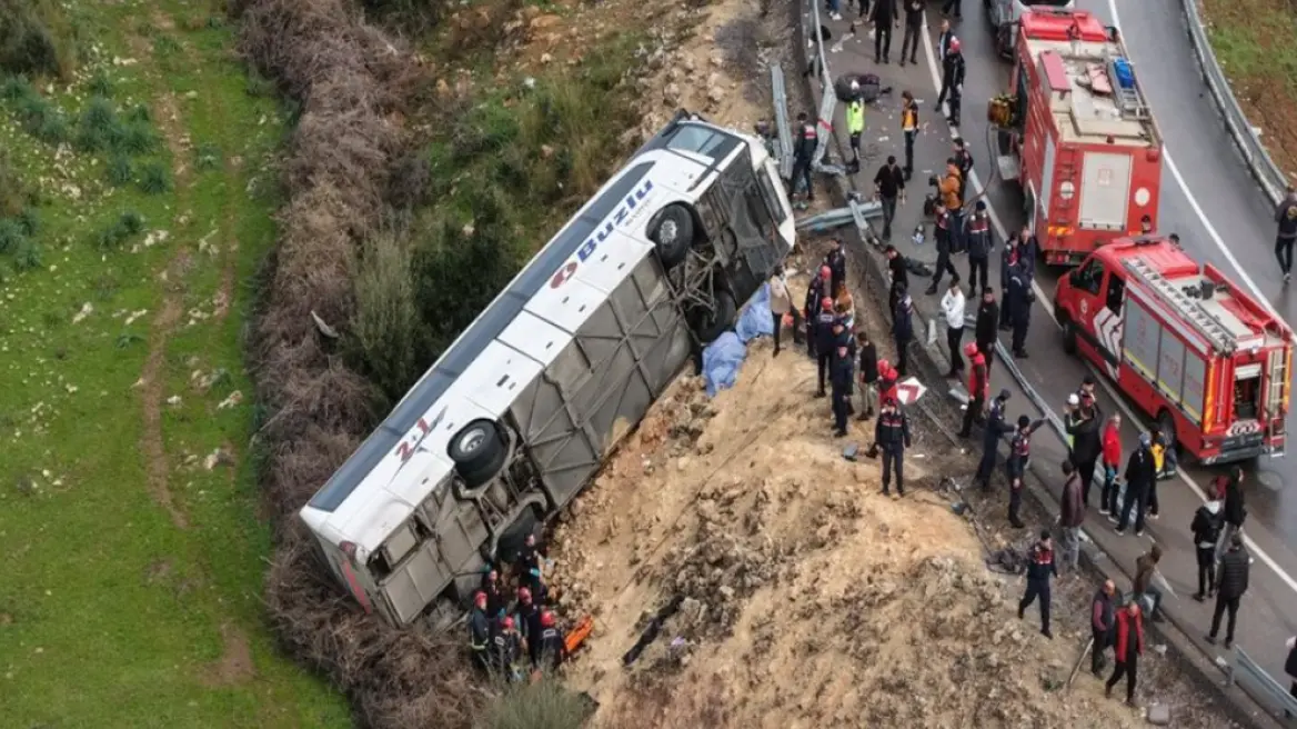 Τραγωδία στην Αττάλεια: Τροχαίο δυστύχημα με λεωφορείο - 9 νεκροί, 26 τραυματίες