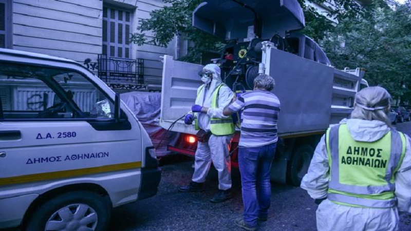 Ελλάδα - 'Βόμβα' από Πρόεδρο ΕΟΔΥ: Νοσηλευτές στο γηροκομείο νοσούν εδώ και δυο εβδομάδες - Ήδη 40 κρούσματα