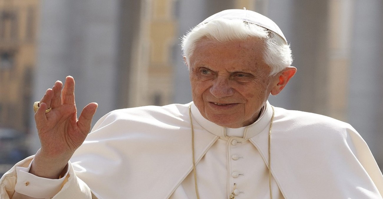 Στις 5 Ιανουαρίου θα τελεστεί η κηδεία του πάπα Βενέδικτου
