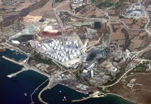 Φυσικό αέριο: Φεβρουάριο του '26 αναμένεται το αγκυροβόλιο και αγωγοί στο Βασιλικό