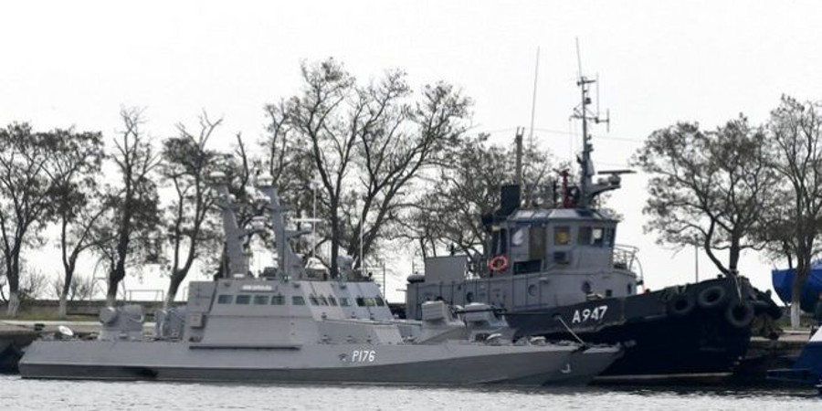 Ουκρανικό πολεμικό πλοίο προχωρεί σε ρωσικά ύδατα - Αρνείται να αλλάξει πορεία