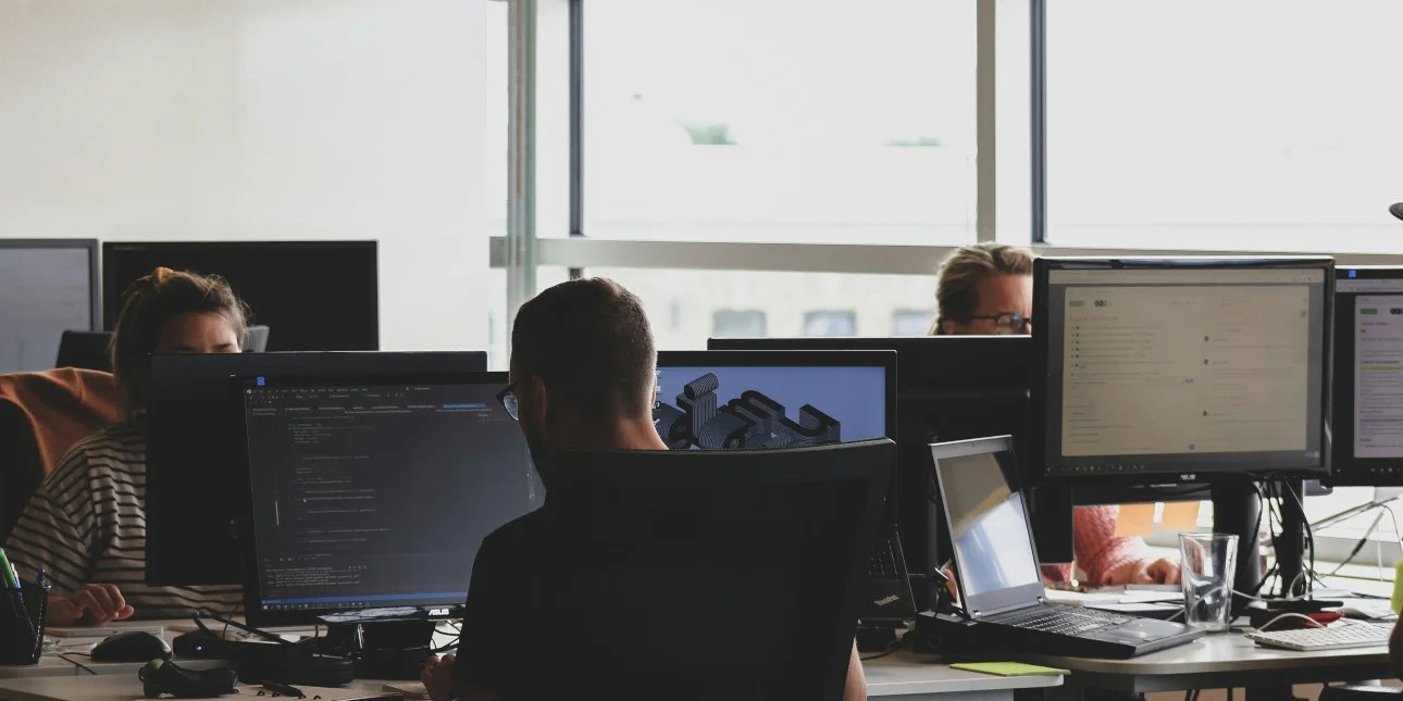 Το 2026 θα ξεκινήσει με επαγγελματικές ευκαιρίες και ανατροπές για δύο ζώδια - Η ζωή τους θα αλλάξει