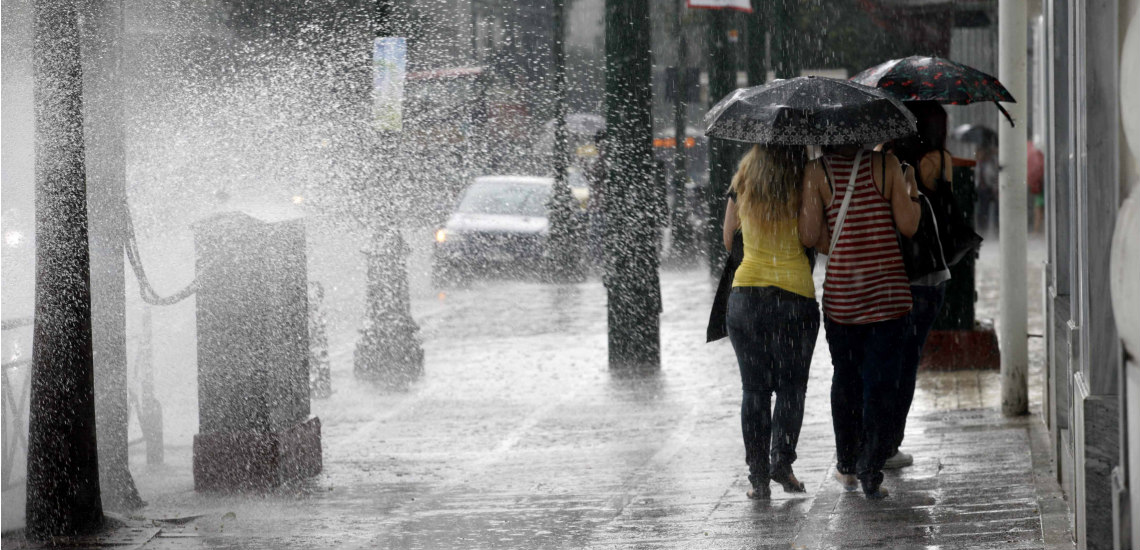 Αλλάζει ξανά ο καιρός: Επιστρέφουν οι βροχές στο «μενού» της Πέμπτης - Αναλυτικά η πρόγνωση 