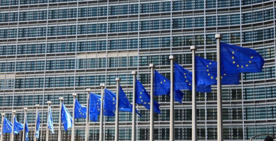Ξαναρχίζει ο δημόσιος διάλογος για την οικονομική διακυβέρνηση της ΕΕ που είχε ανασταλεί λόγω της πανδημίας