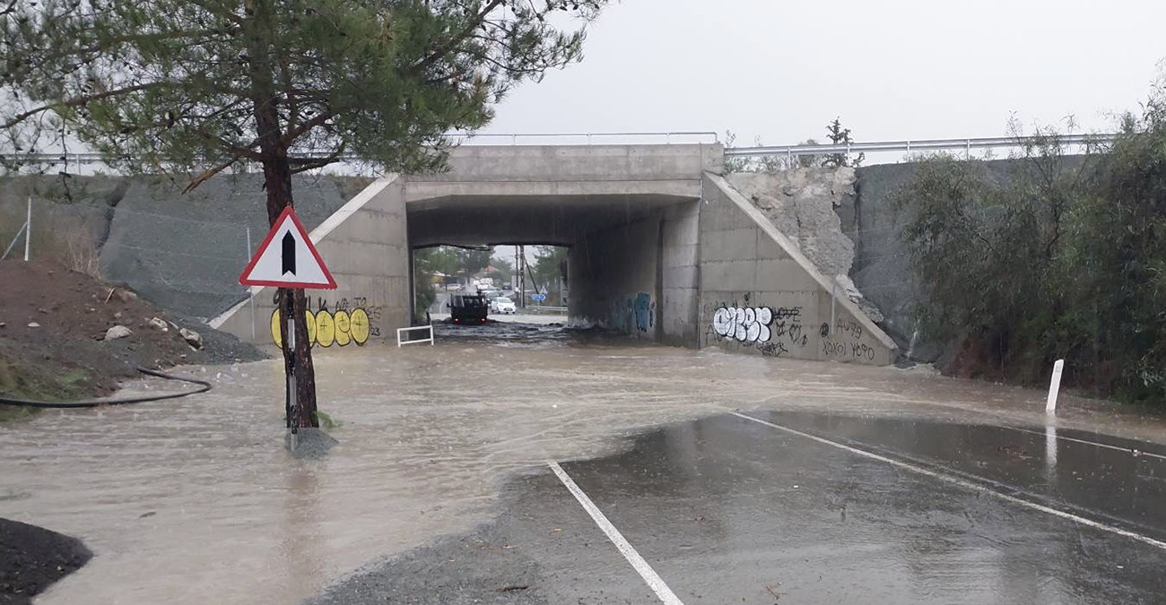 Κοινοτάρχης Κόρνου: «Θα εγκατασταθεί σύστημα οχετών το 2024 στη γέφυρα»