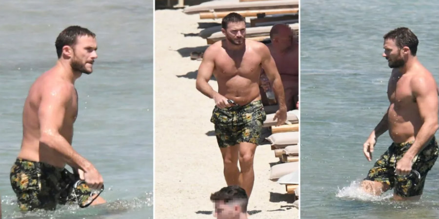 Χολιγουντιανός ηθοποιός απολαμβάνει τις βουτιές του σε παραλία της Μυκόνου