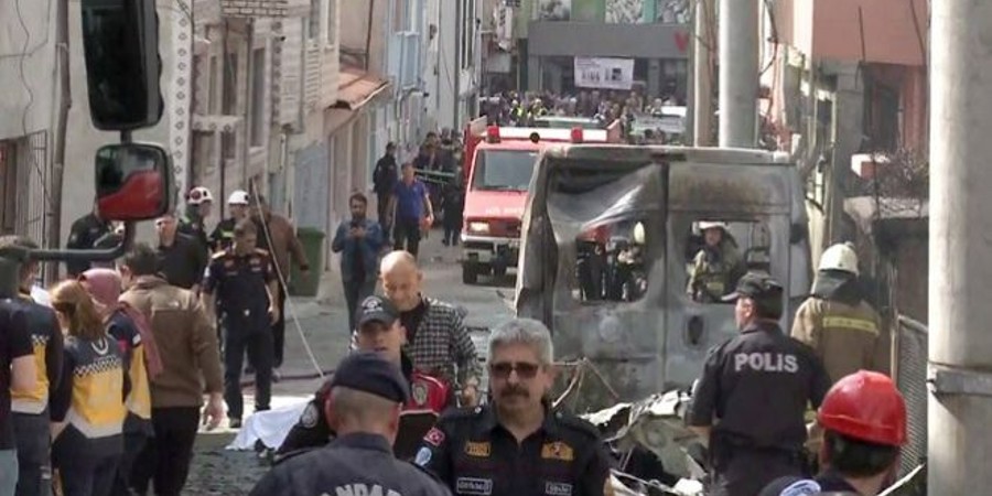 Συνετρίβη μονοκινητήριο αεροσκάφος - Έπεσε σε κατοικημένη συνοικία της Τουρκίας - Δύο νεκροί