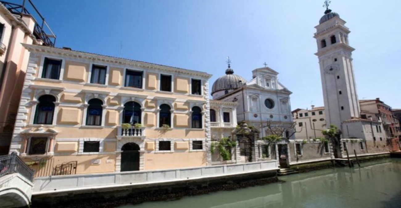 Η Βενετία απαγορεύει τα μεγάφωνα - Νέοι περιορισμοί για τα τουριστικά γκρουπ