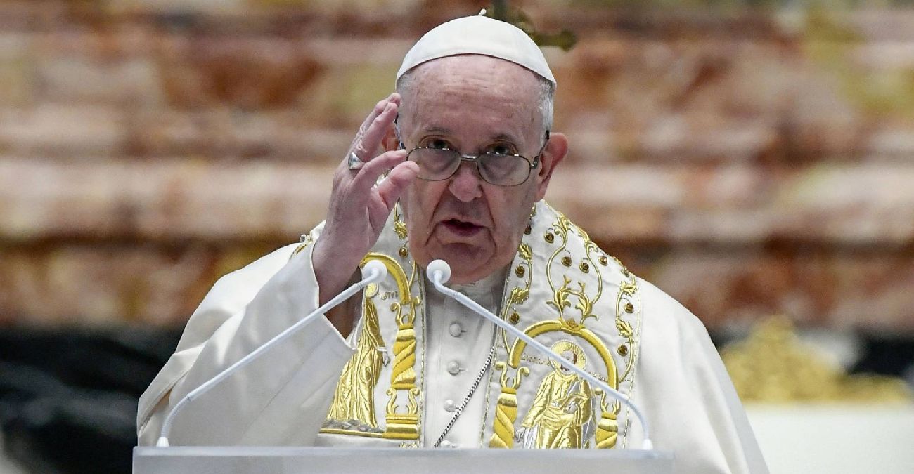 «Τομή» στην καθολική εκκλησία - Τα γκέι ζευγάρια θα μπορούσαν να ευλογηθούν λέει ο Πάπας Φραγκίσκος