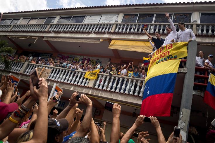 Σε επαφές με την αντιπολίτευση της Βενεζουέλας η Μόσχα 