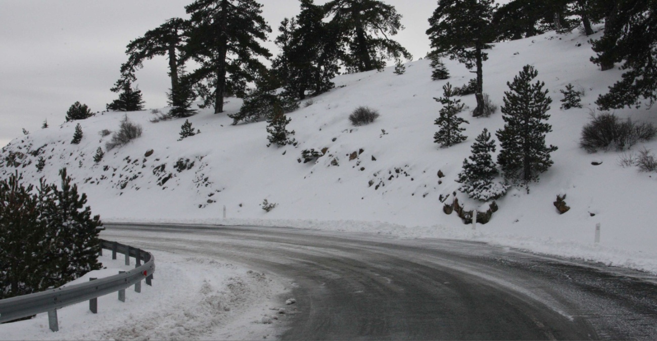 Οδηγοί προσοχή: Ολισθηροί και επικίνδυνοι δρόμοι - Δείτε σε ποιο σημείο