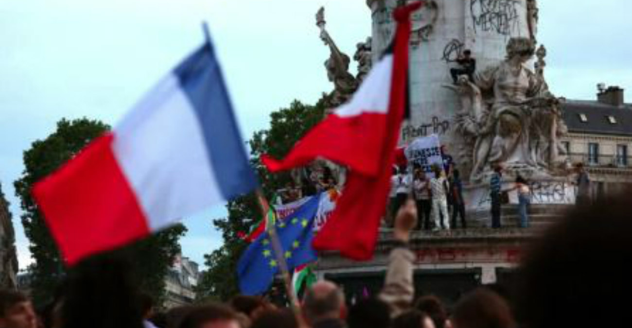Πρωθυπουργός Γαλλίας: «Η ακροδεξιά είναι προ των πυλών εξουσίας»
