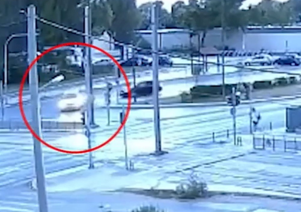 Τροχαίο στη Βούλα: «Tο παιδί μου να δώσει ζωή σε άλλους άνθρωπους» – Συγκλονίζει ο πατέρας του οδηγού μοτοσικλέτας